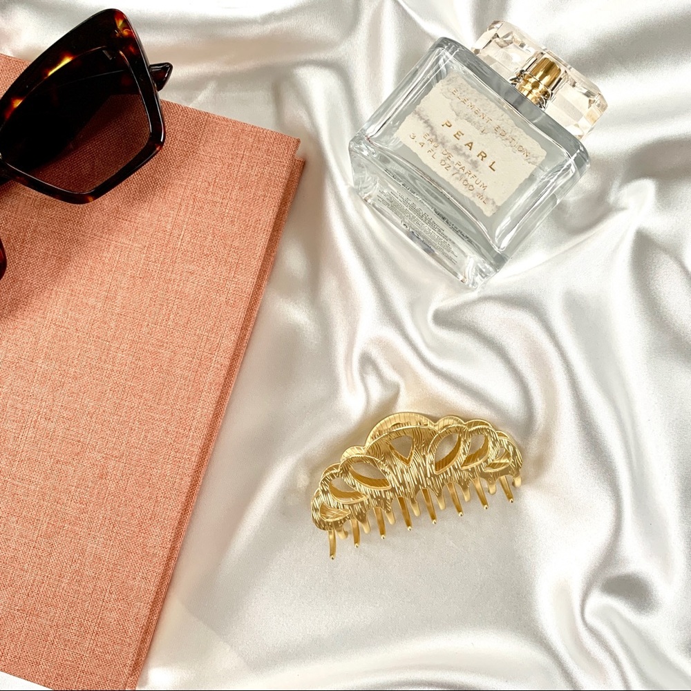 ASOS Gold Claw Hair Clip